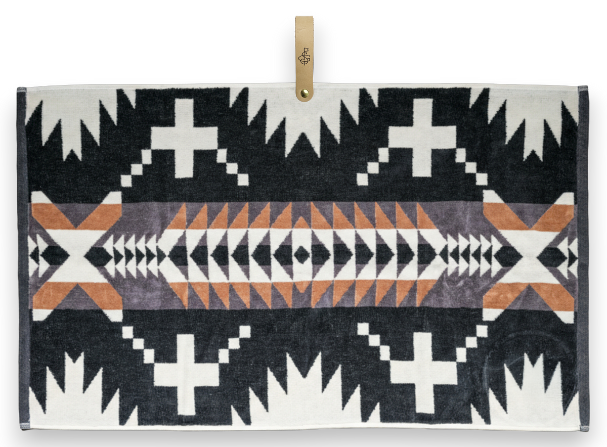 Spider Rock Jacquard Golf Towel | Golf Towels | SEAMUS GOLF