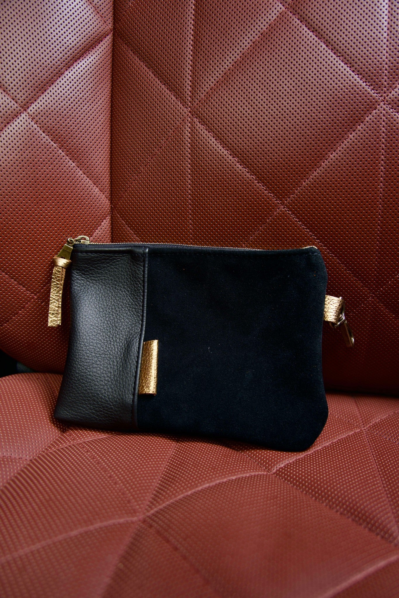 Black Tribeca Zippered Pouch